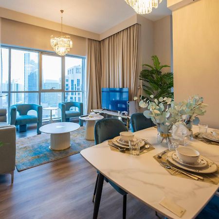 First Class 2Br With Burj Khalifa & Downtown View Dubai Luaran gambar