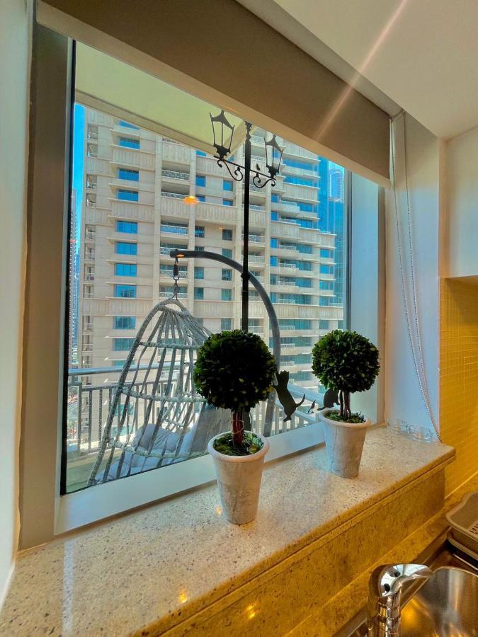 First Class 2Br With Burj Khalifa & Downtown View Dubai Luaran gambar